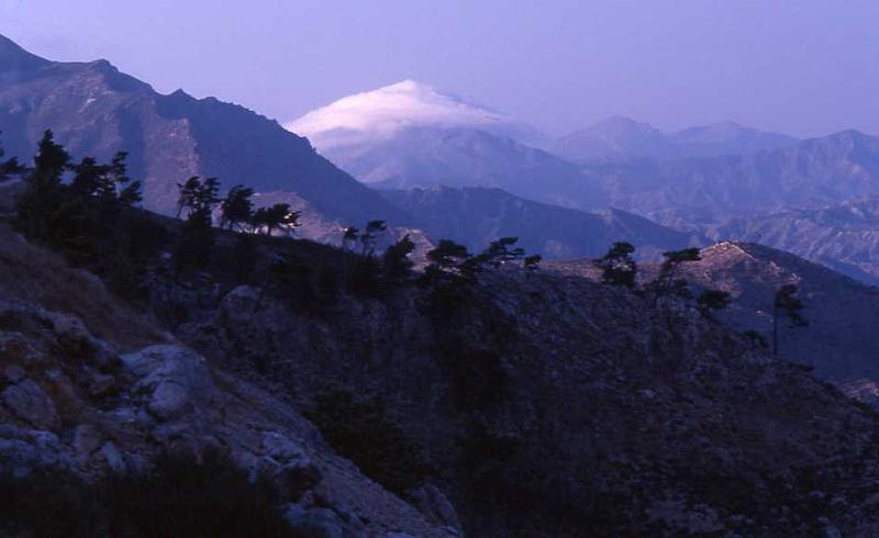 147-Karpathos (strada sterrata per Spoa) , 12 agosto 1998.jpg